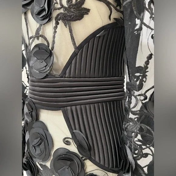 ZHIVAGO Battle Lines Floral-Embellished Vendetta Dress - Picture 5 of 10